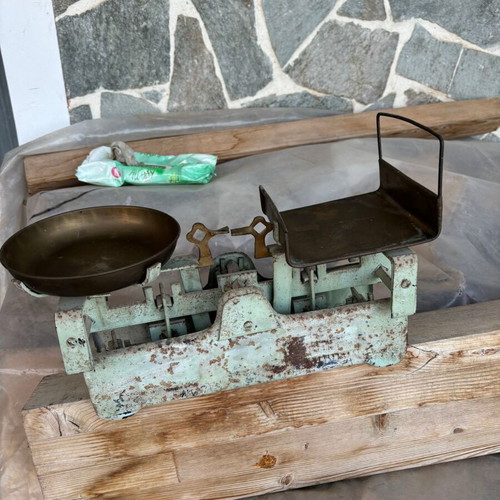 Old scale used from 1950-1960