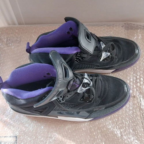 Jordan Spizike Black Court purple athletic shoes like new, size 44.5