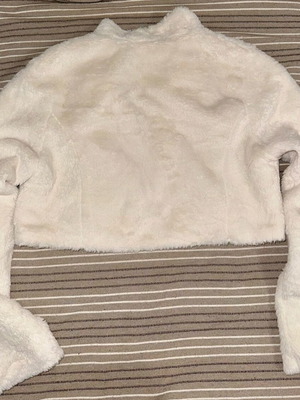 Short fur coat white one size like new