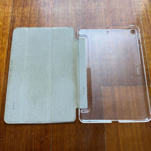 ESR case for iPad mini 5 used with wear and plastic damage