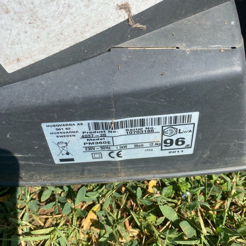 Electric lawn mower like new, easy to use