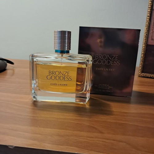 Estee Lauder Bronze Goddess Eau de Toilette 100ml like new