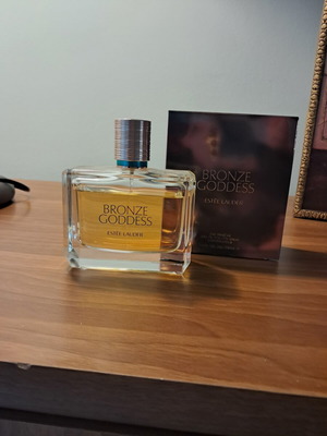 Estee Lauder Bronze Goddess Eau de Toilette 100ml like new