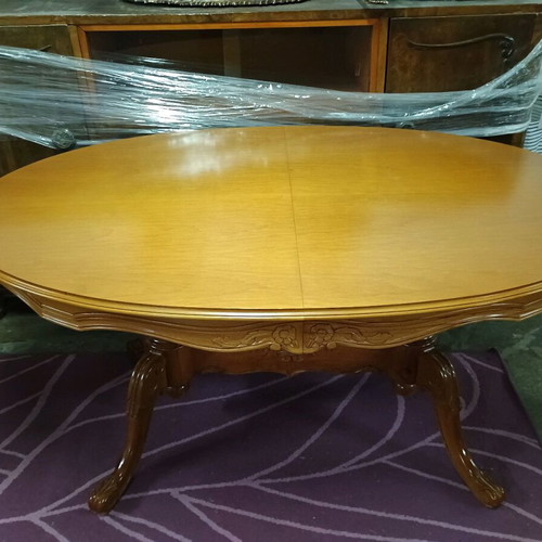 Living room furniture like new with sofa, 2 armchairs, 4 chairs and dining table