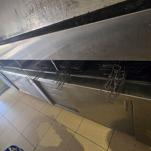 Grill used 3.7 meters
