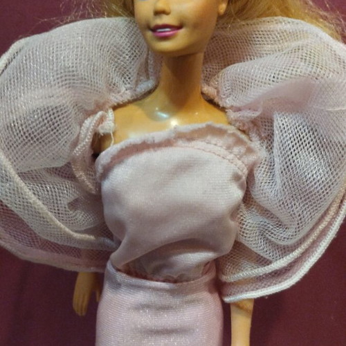 Barbie Vintage Dinner Party Doll Like New