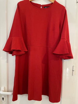 Capsule 60s style mini dress with bell sleeves, like new