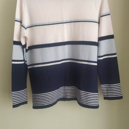 Casual women's blouse like new, sizes S and M, multicolor