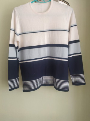 Casual women's blouse like new, sizes S and M, multicolor