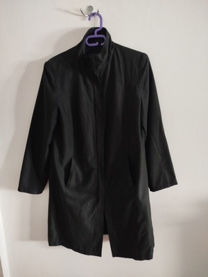 Women's black lightweight coat, casual classic style
