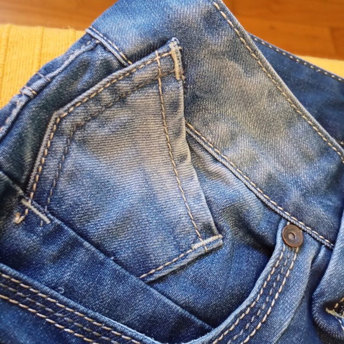 Men's denim jeans like new, size 31, blue, crinkled style