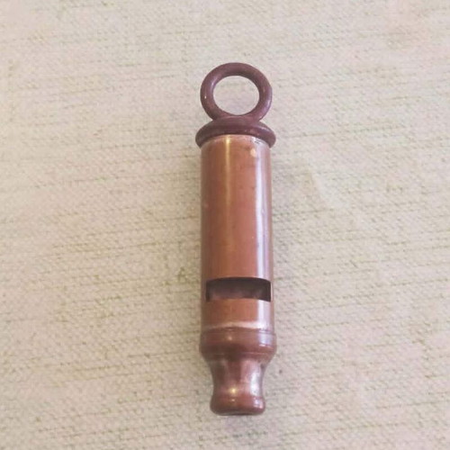 Metropolitan type brass whistle vintage like new, police style