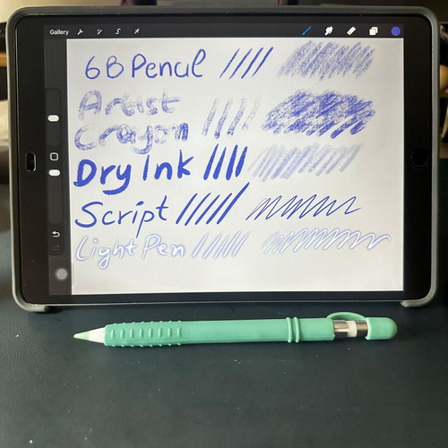 Apple iPad Pro 10.5” (2017) 64GB like new with Apple Pencil and Logitech Combo Touch keyboard