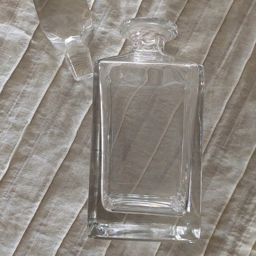 Crystal decanter like new, height 26cm, width 9cm