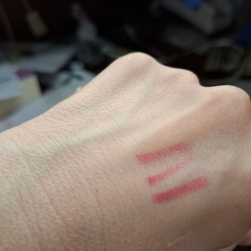 Lip Pencil like new, soft pink with glitter shine