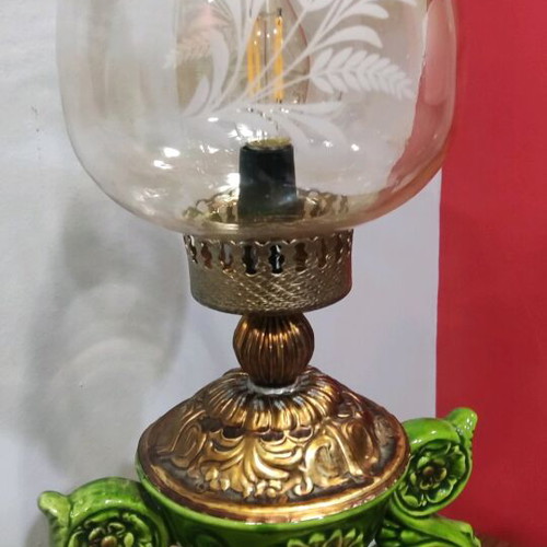 Table lamp very old porcelain like new