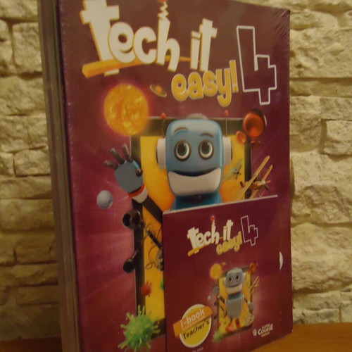 Teacher pack 3 English books new with e-book