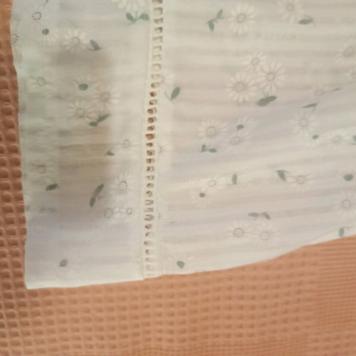 Λευκή μπλούζα με μανίκια και τιράντες σαν καινούργια, μέγεθος S/M