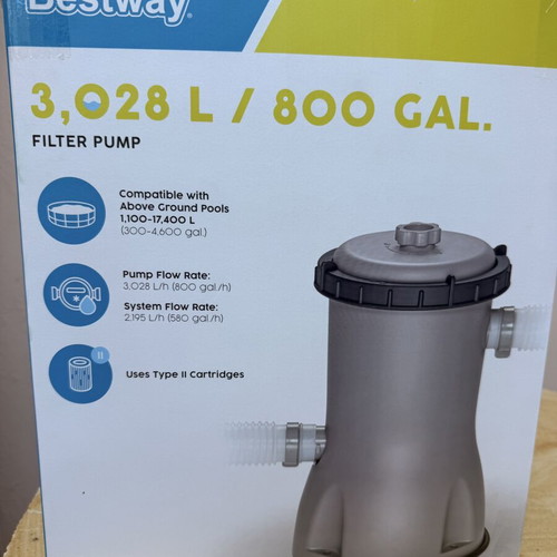 Bestway Flowclear 3028 L/h Pool Water Pump like new