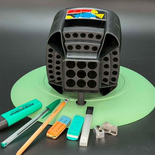 Artists Carousel rotating pencil holder vintage 1980 used, black