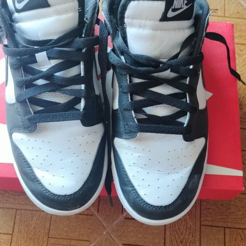 Nike Dunk Low sneakers used, size 41, black and white