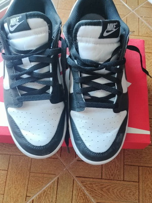 Nike Dunk Low sneakers used, size 41, black and white