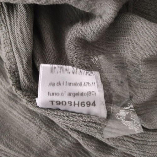 Please women's Italian blouse size M like new, green
