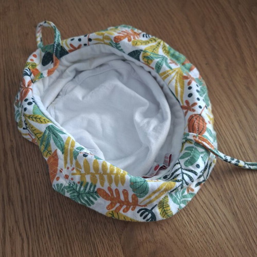 Boboli children's hat like new, size 2-3 years, multicolor