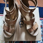 Ugg Kolfax σανδάλια 38 νούμερο σαν καινούργια, καλοκαιρινά