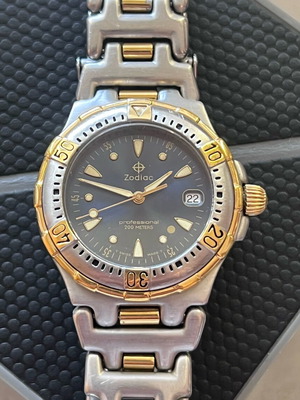 Zodiac Vintage Divers 200m Ρολόι μεταχειρισμένο, μπλε ζαφείρι κρύσταλλο