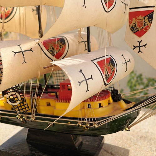 Decorative large ship used with detailed design 65x54cm