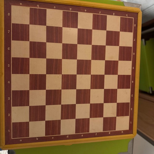 Chess set with drawers like new, ideal for travel and camping