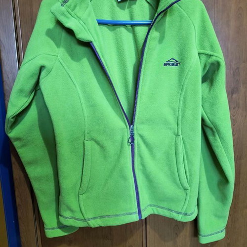 McKinley fleece jacket like new, size 16 Small, green with purple details
