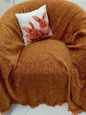 Ekai chenille throw with fringes 1.70×1.75m like new