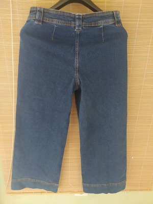 Women's wide leg high waist 7/8 jeans like new, esmara, size M