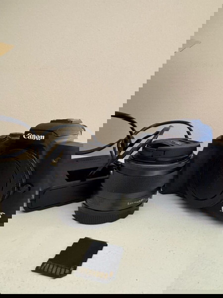 Canos EOS M50