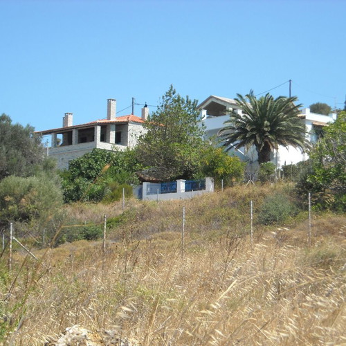 Land plot corner buildable 661 m² in Nea Styra