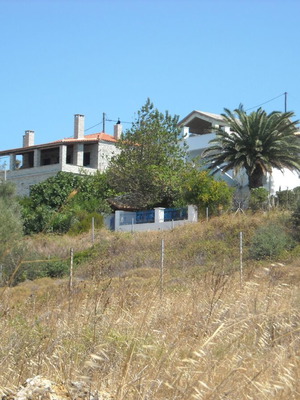 Land plot corner buildable 661 m² in Nea Styra