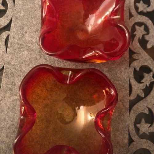 Murano vintage ashtrays pack of 2 red, like new