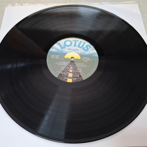 Louis Armstrong 20 Greatest Hits Volume 2 LP, jazz