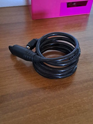 Bicycle lock used with one key