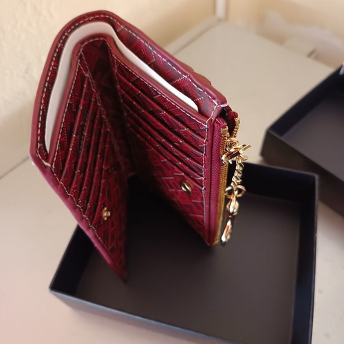 Tommy Hilfiger women's wallet new, multicolor