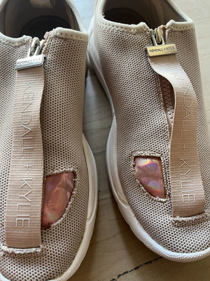 Kendal&Kylie athletic shoes used, size 40.5-41