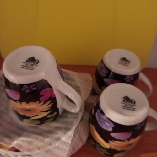 Porcelain coffee set new, 4 cups and 4 saucers