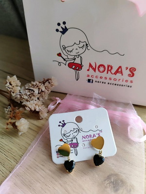 Nora's σκουλαρίκια καρδιά καινούργια, μαύρο και χρυσαφί