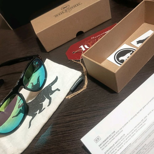 Wolfnoir sunglasses new with mirror, black and green