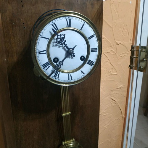 Wall clock wind-up new with plexiglass dial