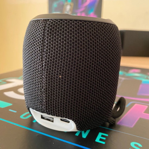 Ηχείο με κορδόνι Bluetooth καινούργιο