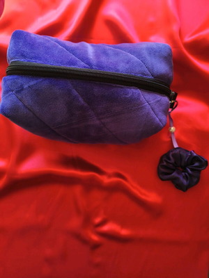 Handmade toiletry bag new, purple velvet, lined 40x33cm