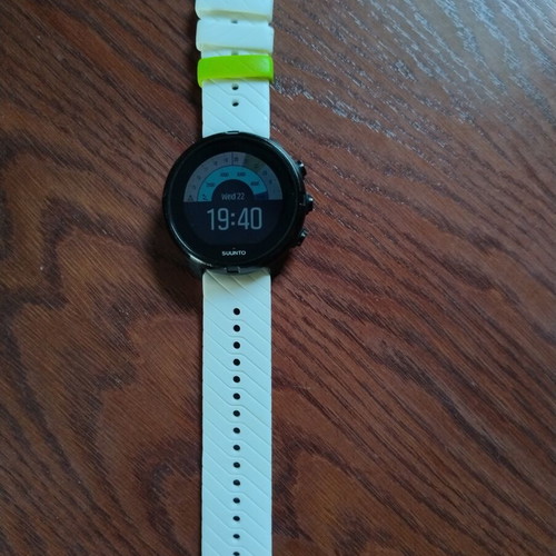 Suunto 9 watch used